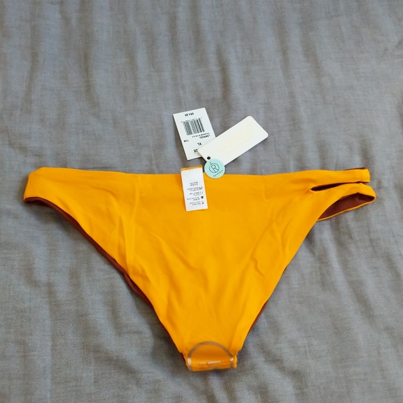 L*Space Breakers Bikini Bottoms - Picture 4 of 4